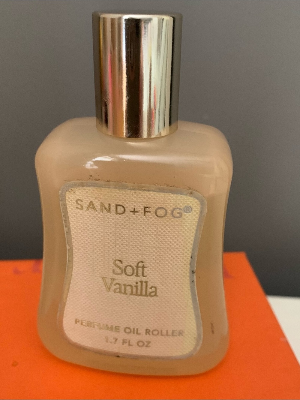 SAND+FOG Soft Vanilla Perfume Oil Roller